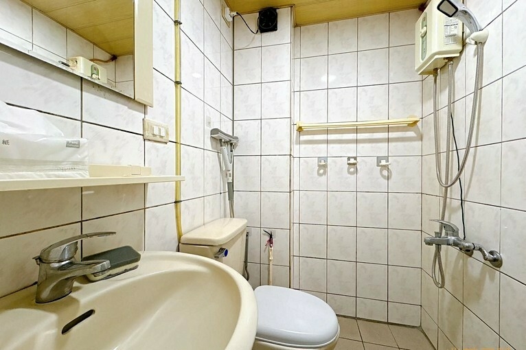 兆基社會住宅🏡可租補一卡皮箱入住稀有電梯套房（第7張）