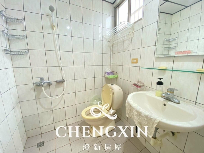 🐱可養一隻貓/限女性/可租補報稅/包裹代收/洗澡使用瓦斯/有電梯🐱 - Image 4