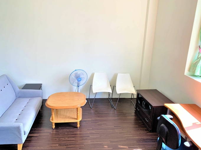 大套房,大衣櫃,室內機車位,可寵,房補,採光好,戶數少單純(第9張)