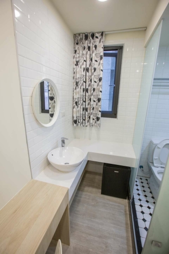 *一中商圈*地點優*電梯*飲水機*子母車*採光*乾溼分離~（第7張）