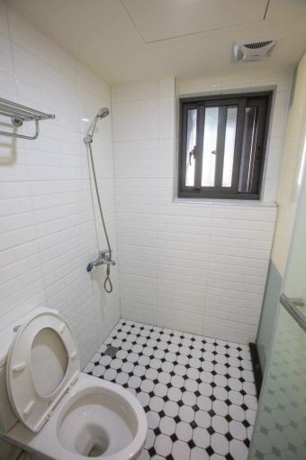 *一中商圈*地點優*電梯*飲水機*子母車*採光*乾溼分離~（第9張）