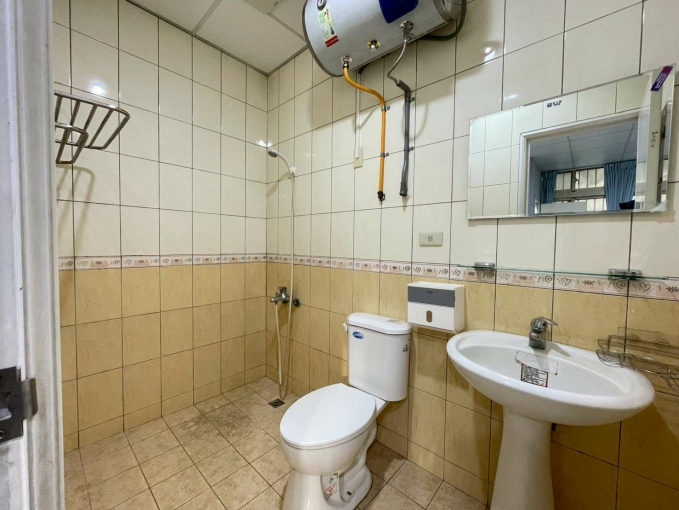 可寵/電梯/申請補助/報稅/陽台/大空間（第2張）