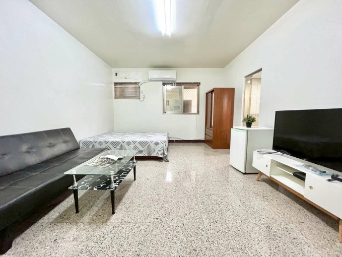 🔥北區秒殺大間🔥可雙租補獨洗🔥飲水機子母車🔥近中國醫（第10張）