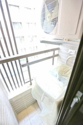 近興大.中山醫*電梯*陽台獨洗曬*飲水機*子母車~ - Image 11