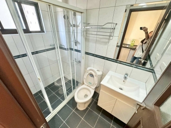 北區秒殺套房🔥陽台獨洗🌟衛浴開窗✨乾濕分離💓可租補🎊（第6張）