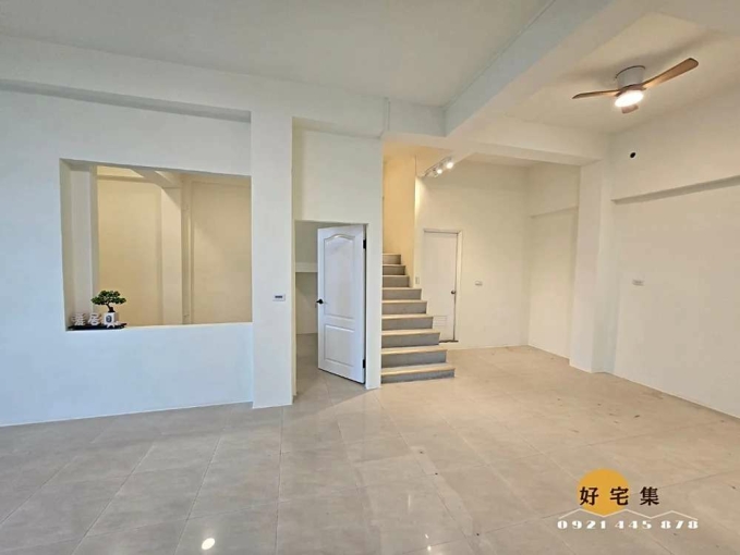 設計師的半山工作室｜4房3廳3衛挑高採光小庭院好停車（第11張）