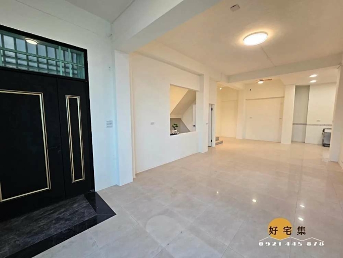 設計師的半山工作室｜4房3廳3衛挑高採光小庭院好停車（第9張）