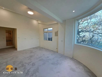 設計師的半山工作室｜4房3廳3衛挑高採光小庭院好停車（第4張）