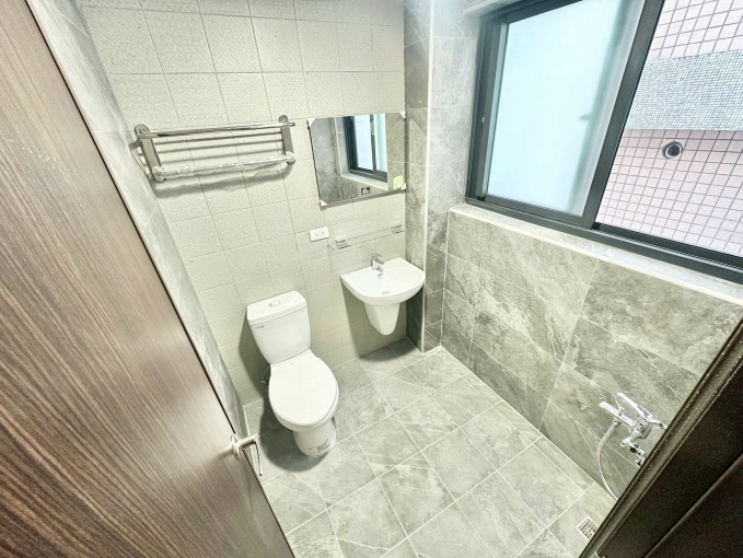 水湳✨全新電梯👌子母車❤️租補（第7張）