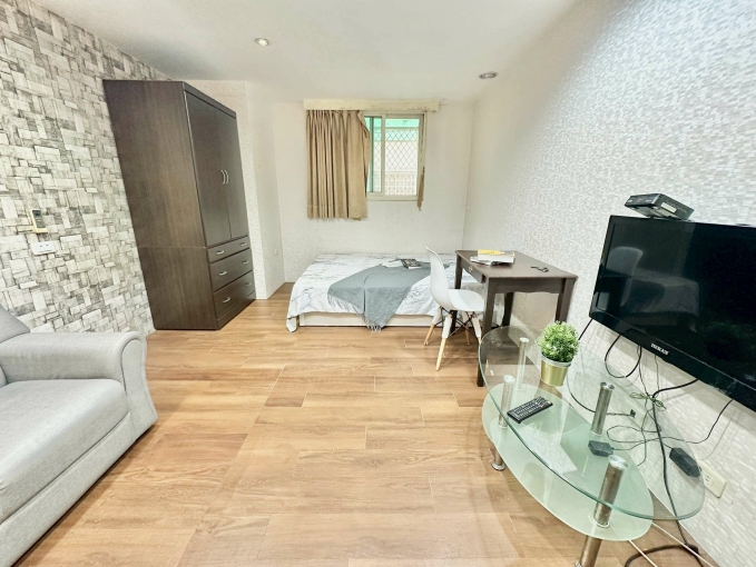 🔥中區獨洗獨曬🔥歡迎寵物🔥可租補🔥近中華夜市 - Image 1