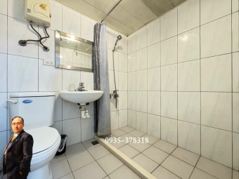 【可租補】勤美誠品-高樓層｜邊間｜雙陽台大套房-24小時管理（第4張）