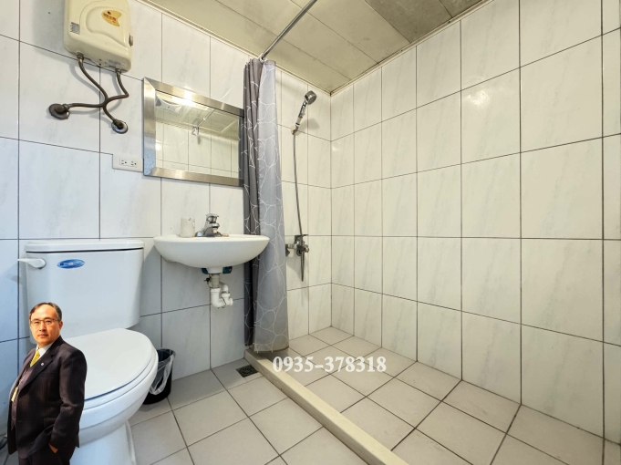 【可租補】勤美誠品-高樓層｜邊間｜雙陽台大套房-24小時管理（第4張）