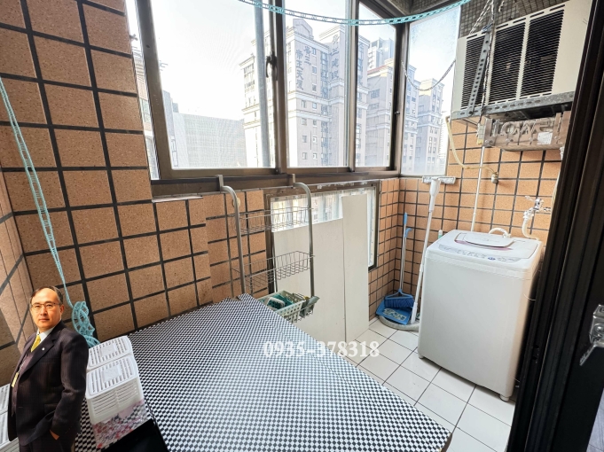 【可租補】勤美誠品-高樓層｜邊間｜雙陽台大套房-24小時管理（第8張）