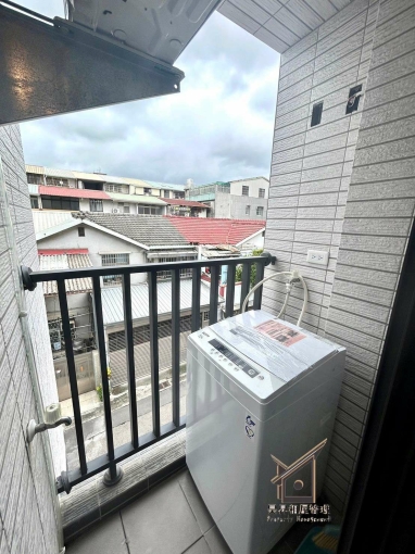 真心推薦 透天電梯🌸可租補可雙租補🌸陽台獨洗曬🌸子母車🌸飲水機 - Image 3