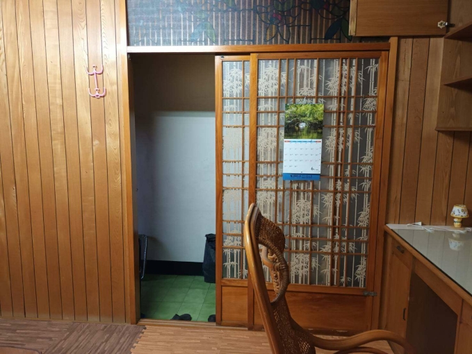 120公尺就是科工館火車站跟輕軌透天4樓整層出租. - Image 2