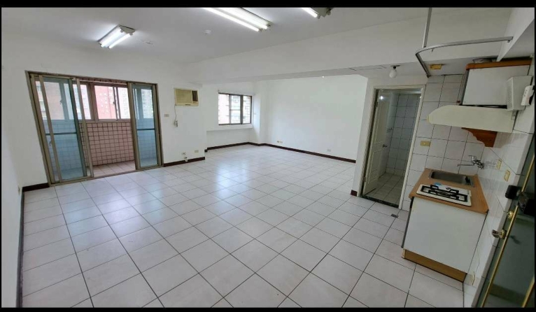 臨永安捷運站.四號公園,方正格局，乾淨明亮，可營登（第4張）