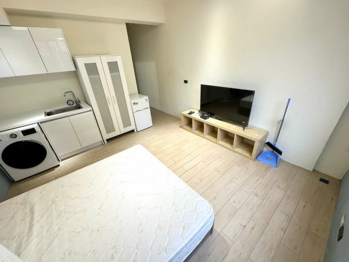 南屯超秒殺💖可租補✅輕屋齡💎全新裝潢💖衛浴開窗🎀流離台（第2張）