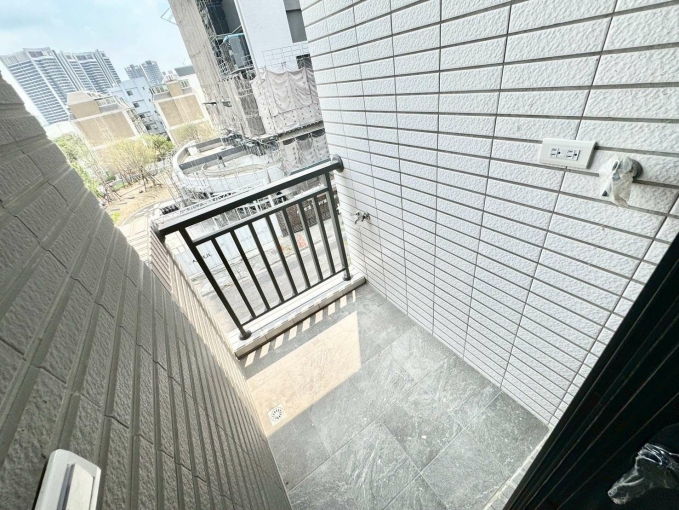 🧡加賴約🧡全新電梯🧡租屋補助🧡陽台獨洗🧡流理台🧡重金裝潢🧡稀有釋出🧡 - Image 3