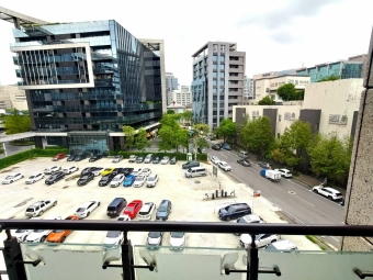 獨家》精裝全配+近內科+飯店管理+後棟安靜+租金含管+天然瓦斯+有陽台（第3張）