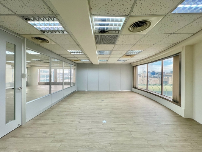 正文心路商辦🍀主管隔間🍀方正大間🍀附機上車位（第9張）