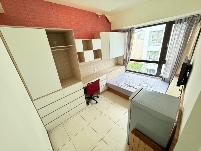 蓁心推薦💖超秒殺✨獨洗✨下樓全家 一中街（第2張）