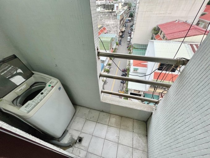 優質電梯套房☆陽台獨洗曬☆子母車（第11張）