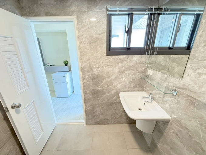 輕屋齡衛浴開窗✅可雙租補✅系統衣櫃🔥機車位🔥子母車（第6張）