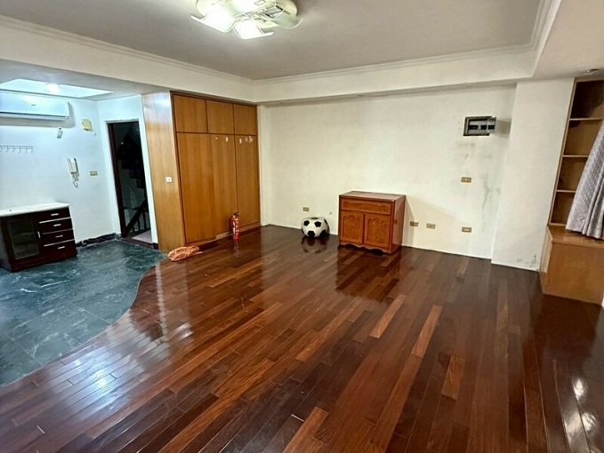 兆基社會住宅🏠⛳️~七堵自治街~一房一廳大坪數⛳️（第3張）