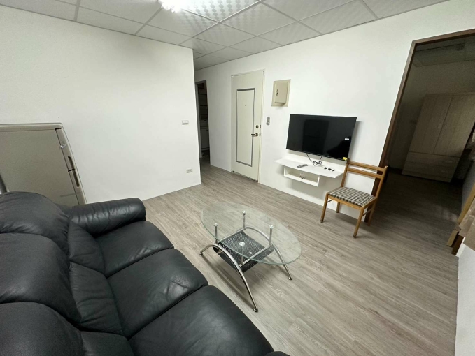 🐱🐶可養貓狗/近城隍廟/大遠百/電梯三房只要27000/一層兩戶/室內機車位/台水台電🐱🐶 - Image 26