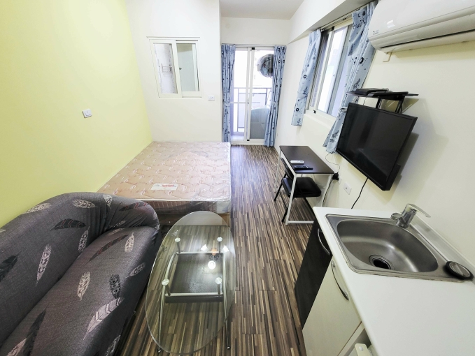 🏡 東區電梯套房出租｜近新時代LaLaport｜生活機能佳（第1張）