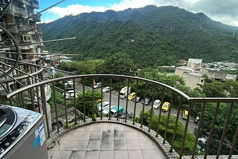 兆基社會住宅🏠優美山區/可租補電梯陽台大套房(第8張)