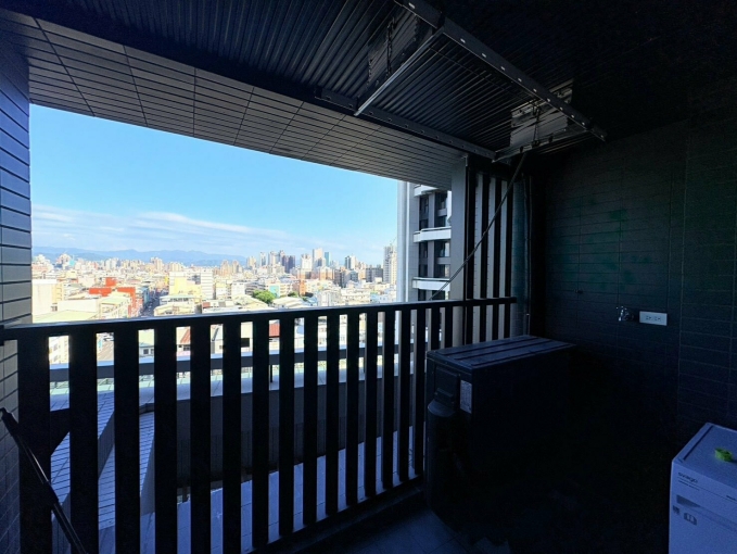 三房二廳🏠陽台獨洗🏠稀有可寵🏠電梯🏠子母車🏠流理台🏠管理員🏠平面車位🏠浴缸（第10張）