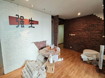 @@內湖瑞光路堤頂大道旁*挑高明亮美辦（第2張）