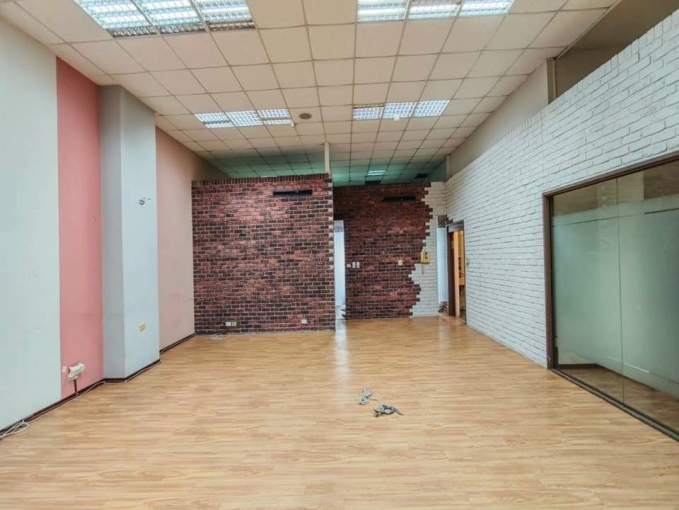 @@內湖瑞光路堤頂大道旁*挑高明亮美辦(第5張)