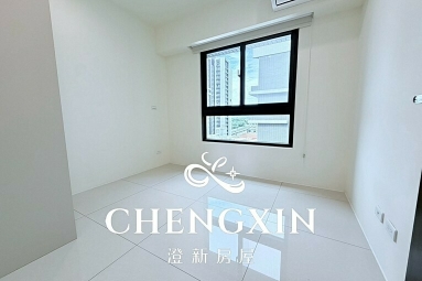 竹北喜來登遠百蛋黃區/全新完工/平面固定連號雙車位/傢俱齊全（第9張）
