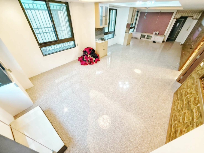 租客勞基法免費諮詢💖東區台水電舒適大空間辦公室首選可營業登記報稅有提供衛浴爬樓梯大空間辦公室（第3張）