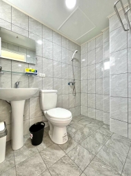 近水湳經貿⭐乾淨明亮⭐方正格局⭐獨洗陽台 - Image 11