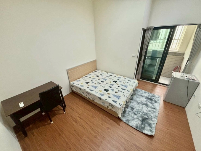 近興大📍台水電超省🎀陽台獨洗曬🔆衛浴開窗（第1張）