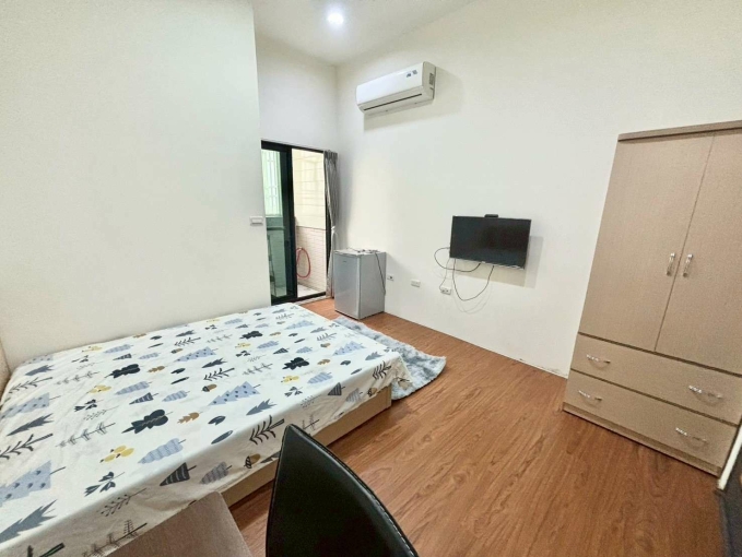 近興大📍台水電超省🎀陽台獨洗曬🔆衛浴開窗（第5張）