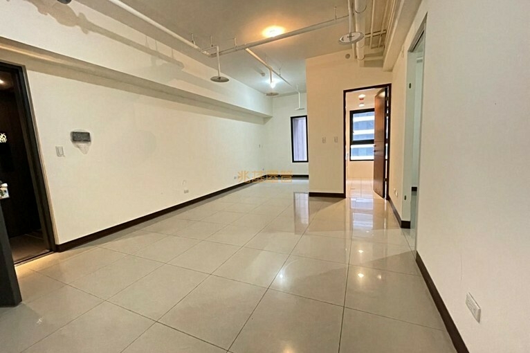 兆基社會住宅🏡1+1海洋都心二期寬敞客廳(第2張)