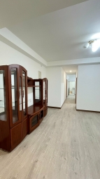 【新莊棒球場】新裝潢 整層套房（第2張）