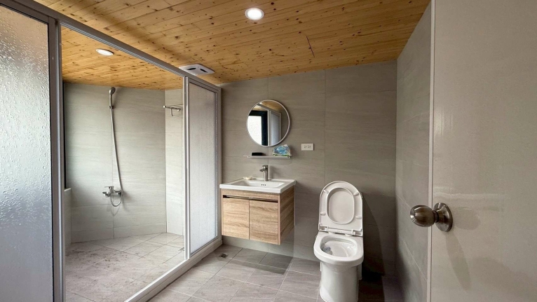 西區大ㄧ房一廳可租補🔥台水電流理台🔥更衣室🔥可美業工作室（第2張）