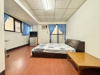 親親戲院✨陽台獨洗✨電梯管理員✨衛浴開窗✨小資必看大套就這間（第3張）