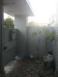 新天堂旁店面【吉安極稀有】洄瀾灣美學店面，極簡質感裝修，即刻進駐！(貨櫃屋星巴克旁)（第4張）