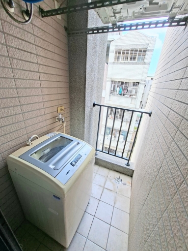可租補✨陽台獨洗曬✨衛浴開窗✨飲水機子母車（第8張）