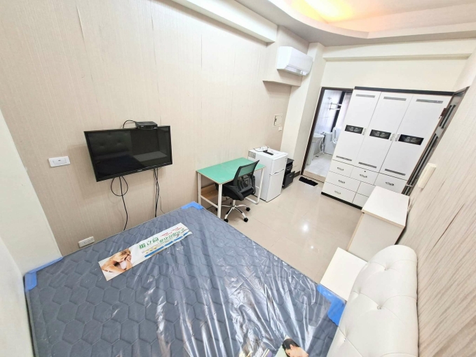 可租補✨陽台獨洗曬✨衛浴開窗✨飲水機子母車（第1張）