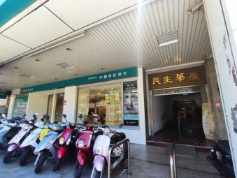 西市場商圈小資女套房/含管含水可租補/限女性 - Image 24