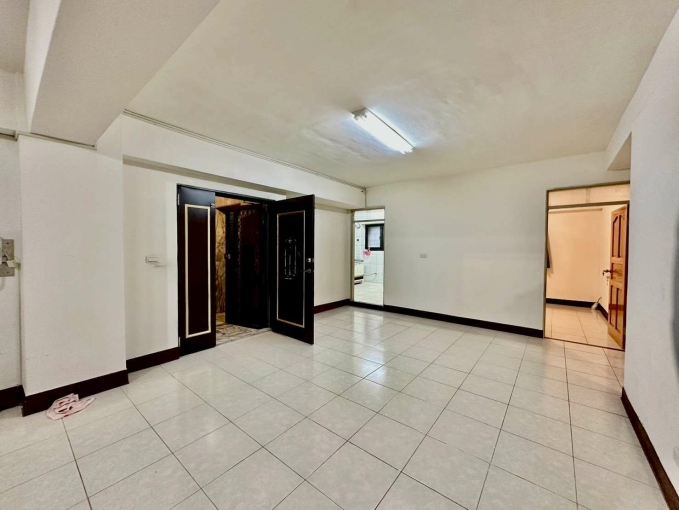 🍎租-勤美模範商圈三面採光|電梯美四房 - Image 13