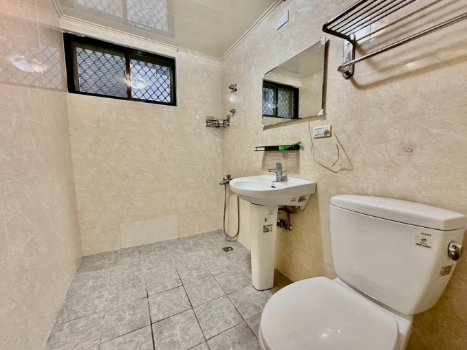 🍎租-勤美模範商圈三面採光|電梯美四房 - Image 7