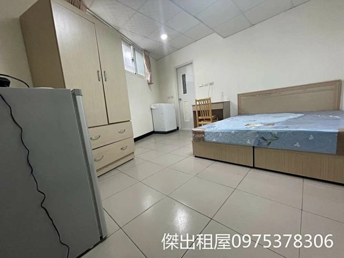傑出租屋/後站獨洗套房,免爬樓梯（第2張）